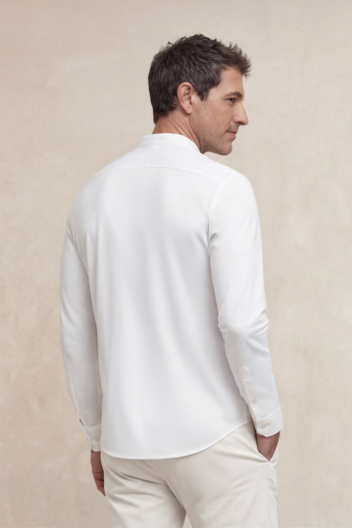 Men's white regular fit mandarin collar casual shirt