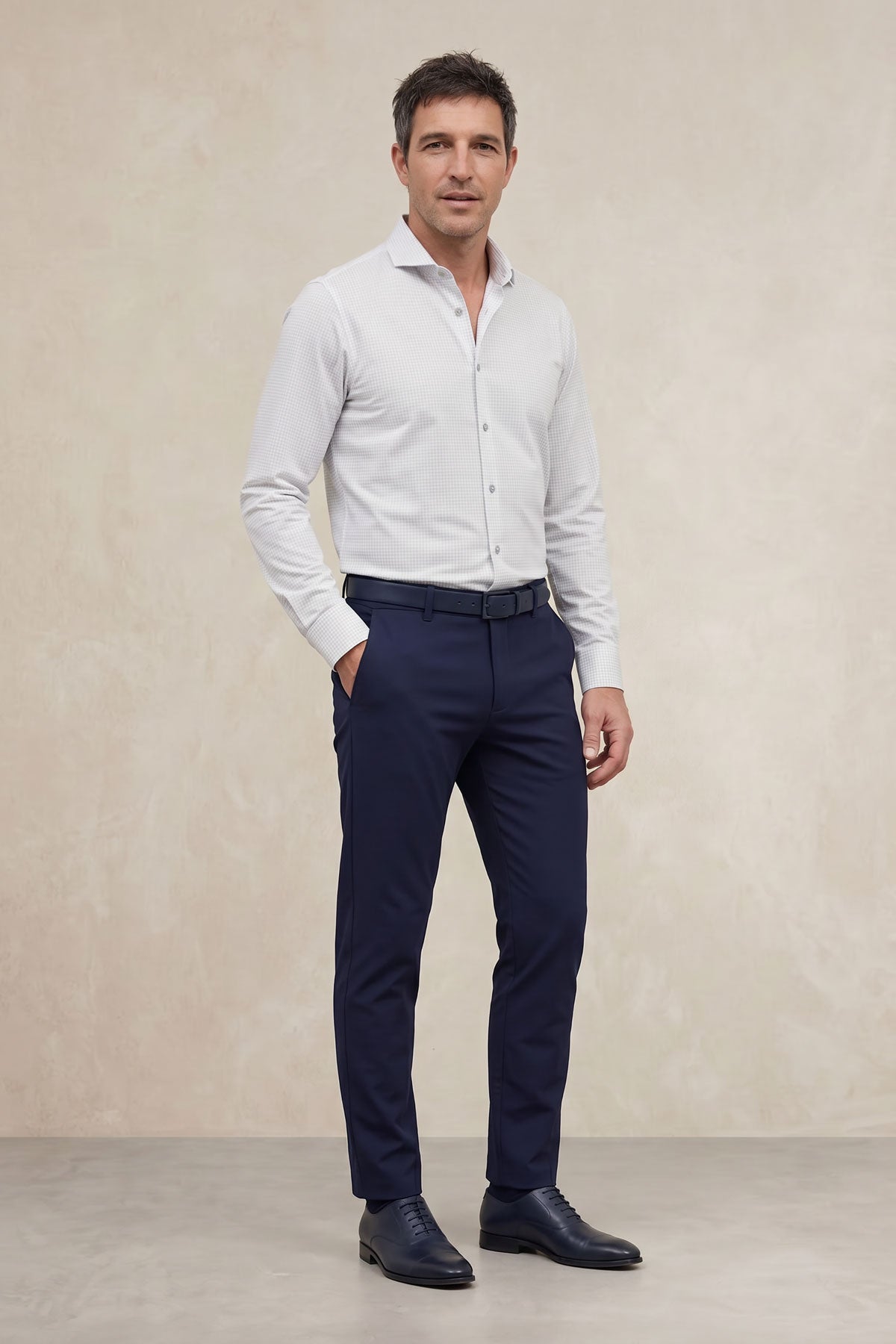 Camisa de vestir cuello cutaway hombre estampado cuadro gris regular
