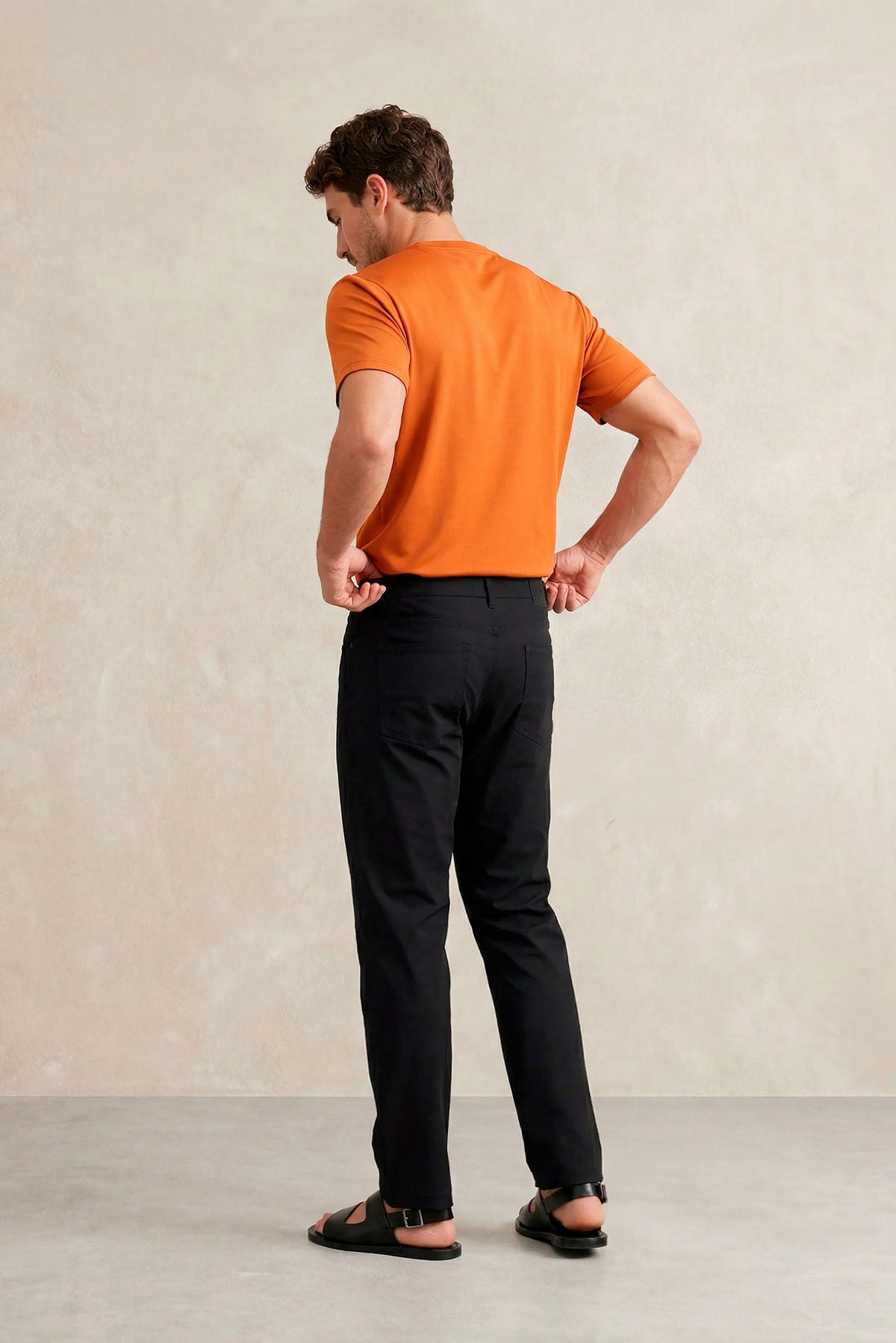 Men's round neck hazelnut Soft T-shirt