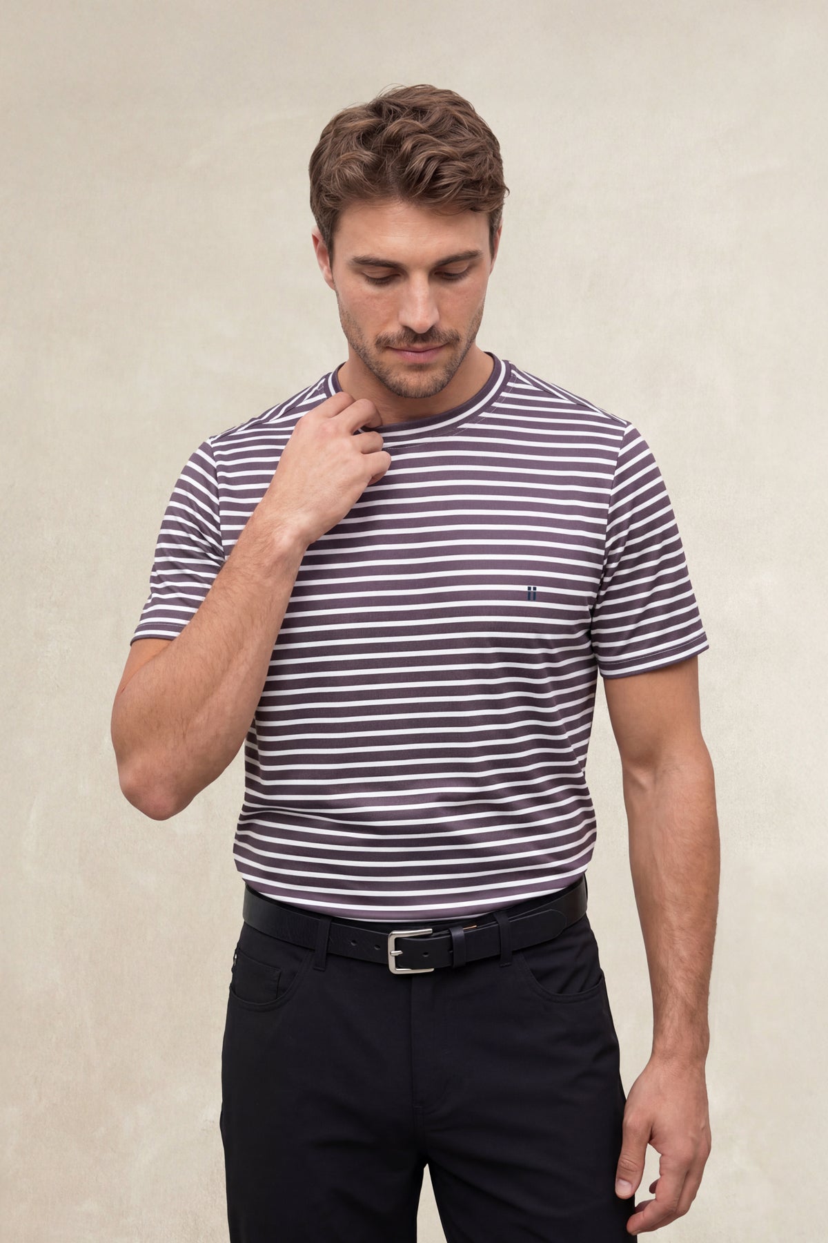 Camiseta hombre cuello redondo estampado rayas morado Soft