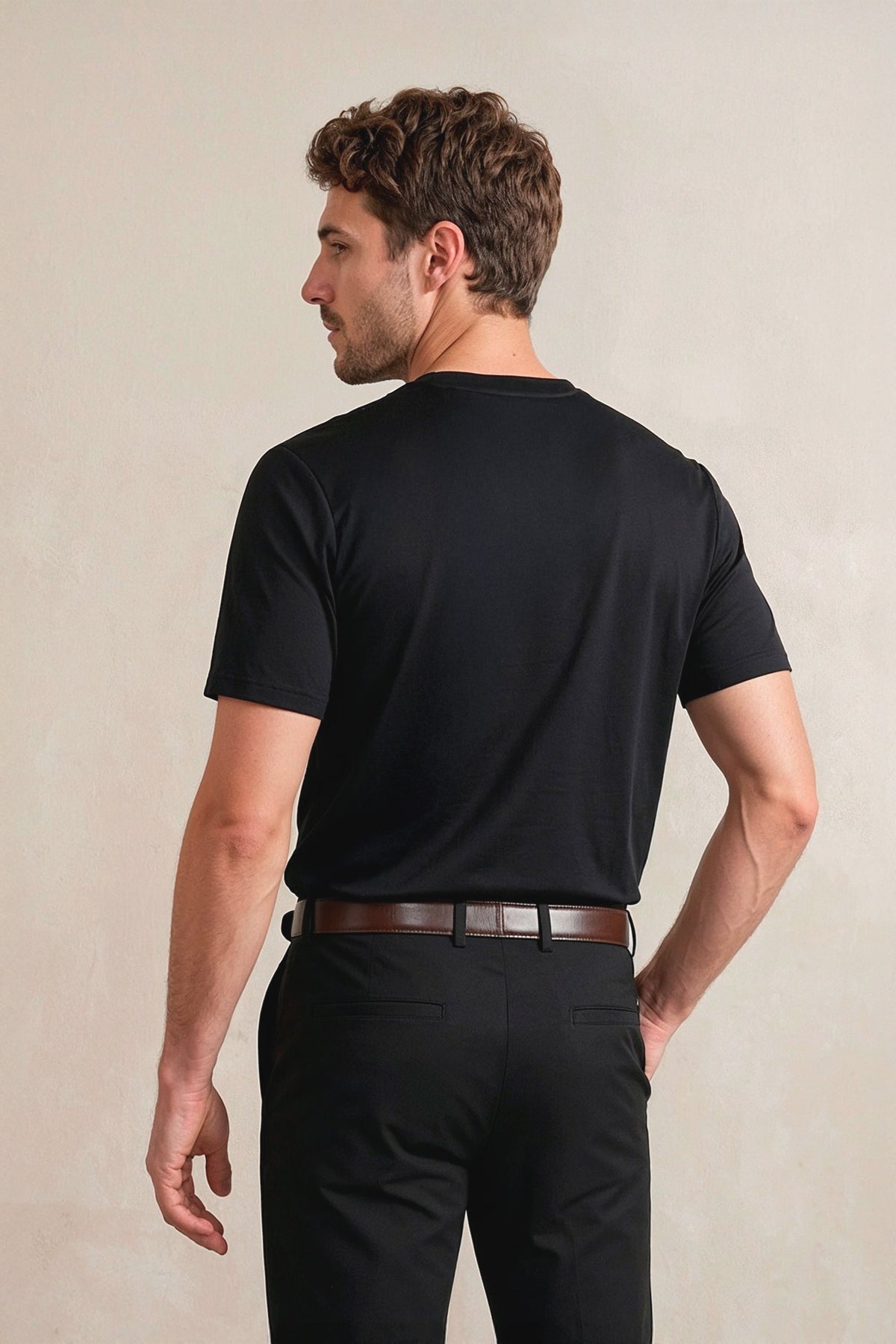 Camiseta hombre cuello redondo negro Soft light