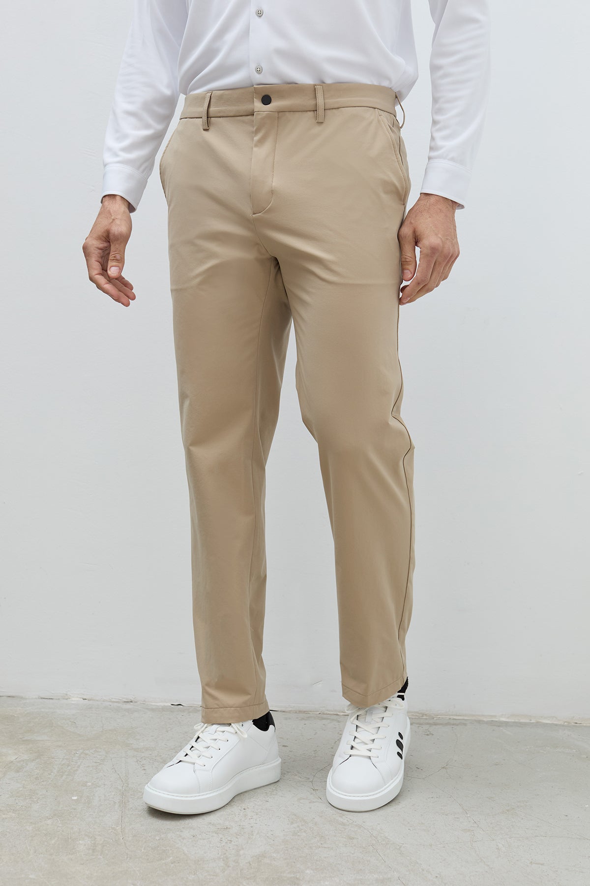  Calça masculina Nova bege slim