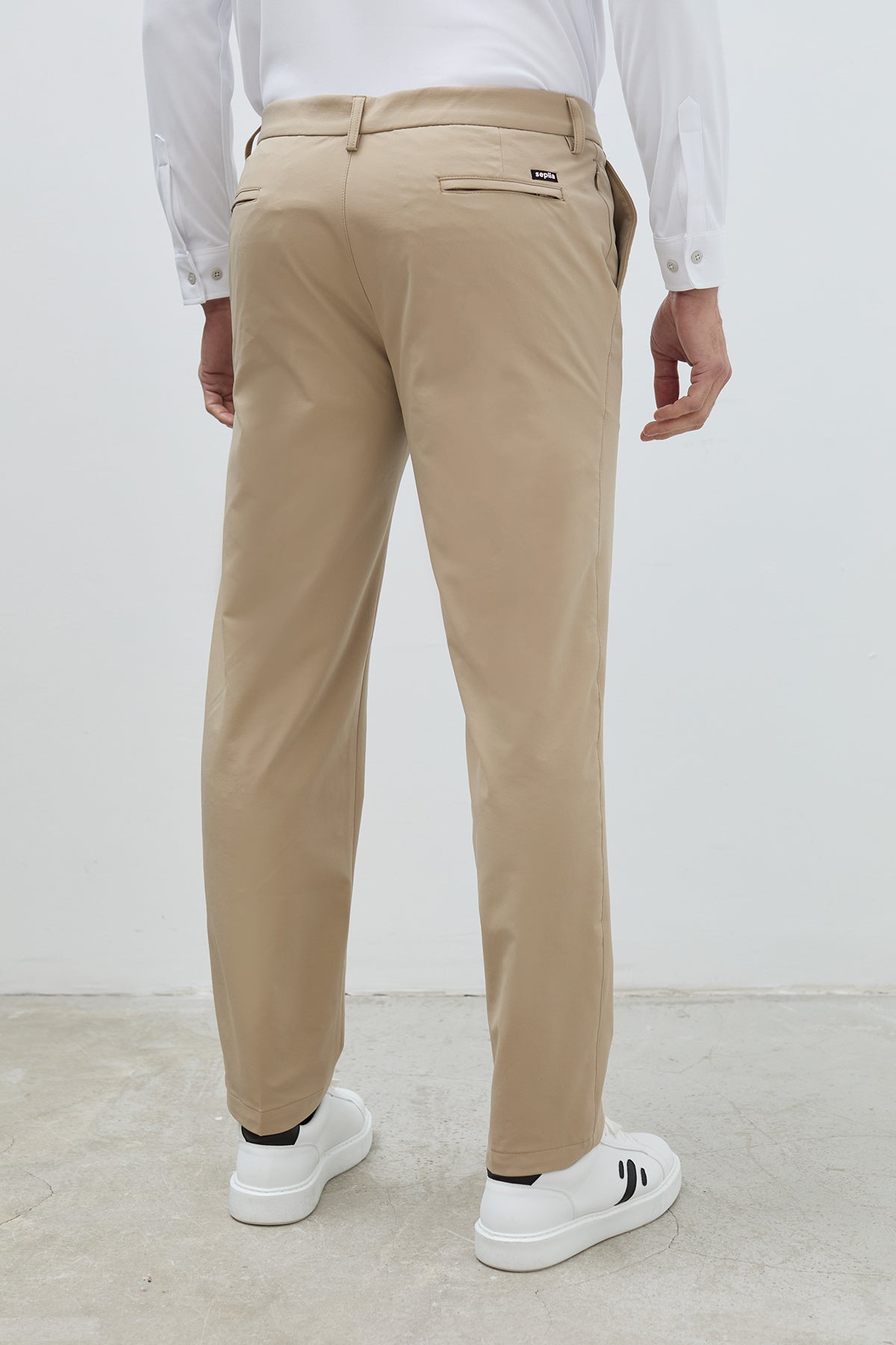  Calça masculina Nova bege slim