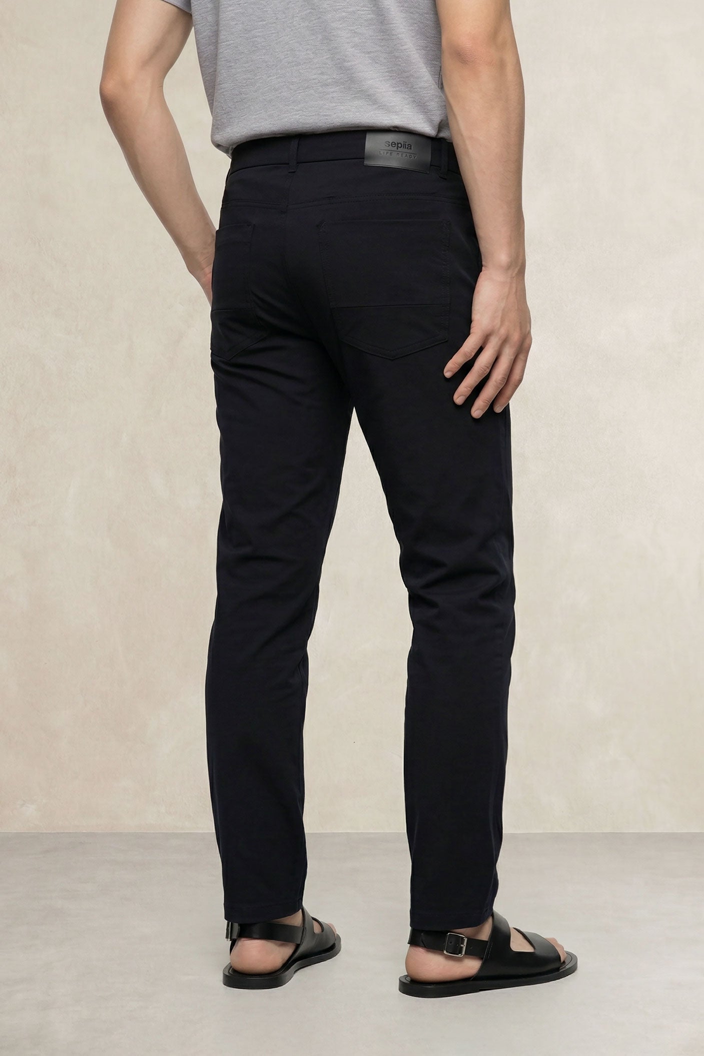 Men's 6-pocket black Nova pants